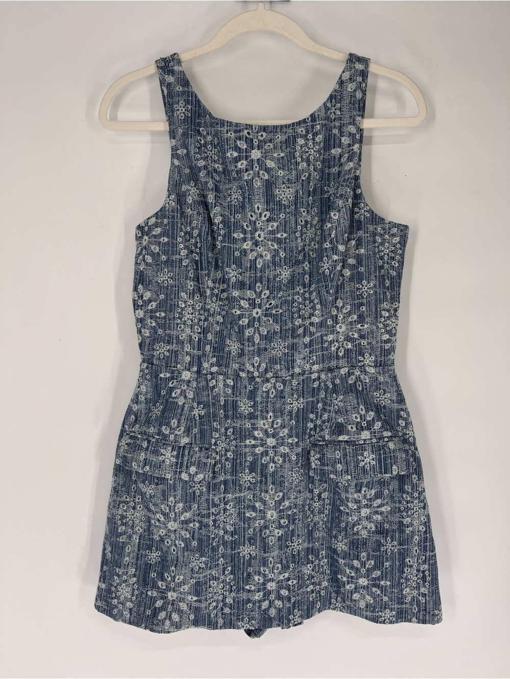 Amanda Uprichard Denim Floral Embroidered Eyelet Lace Fitted Classic Romper M